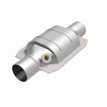 Load image into Gallery viewer, MagnaFlow Conv Univ 2.25 W/Dual O2 Boss
