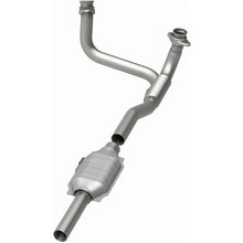Load image into Gallery viewer, MagnaFlow Conv DF 88-95 Ford Trucks 5.8L V8

