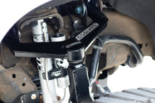 Load image into Gallery viewer, Cognito 20-24 Chevy/GMC Silv/Sierra 2500/3500 HD 2WD/4WD 7in Perf Lift Kit w/ Fox PSRR 2.0 Shocks Lift Kits Cognito
