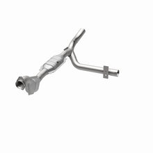 Load image into Gallery viewer, MagnaFlow Conv DF 01-04 Ford F-150 4.6L (49 State)

