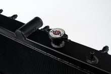 Load image into Gallery viewer, Photo - Close Up
