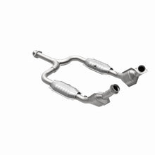 Load image into Gallery viewer, MagnaFlow Conv DF 99-04 Ford Mustang 3.8L
