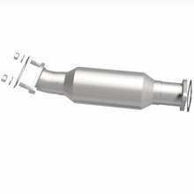 Load image into Gallery viewer, Magnaflow 07-09 Hyundai Santa Fe 3.3L Direct Fit Converter
