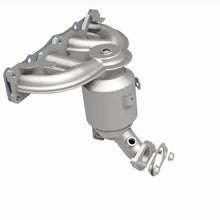 Load image into Gallery viewer, Magnaflow 13-17 Hyundai Santa Fe Sport 2.4L Direct Fit Cat Converter

