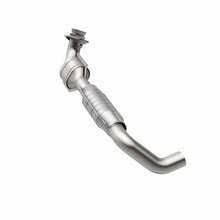 Load image into Gallery viewer, MagnaFlow Catalytic Converter DF 04-06 F-150 Pickup 5.4L 2WD D/S
