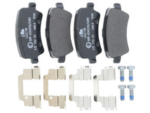 Load image into Gallery viewer, Brake Pad Set
