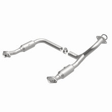 Load image into Gallery viewer, Magnaflow 2006 Ford Explorer 4.6L Direct Fit Converter
