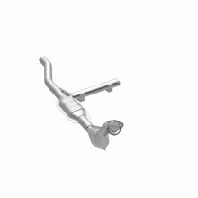 Load image into Gallery viewer, MagnaFlow Conv DF 97-98 Ford Expedition 4.6 | 93130
