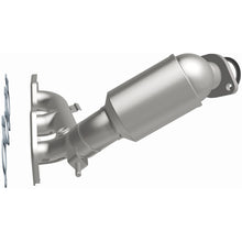 Load image into Gallery viewer, Magnaflow 11-15 Toyota Sienna 3.5L Direct Fit Converter
