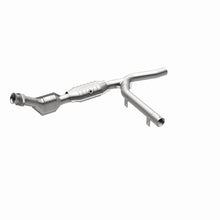 Load image into Gallery viewer, MagnaFlow Conv DF 01-04 Ford F-150 4.2L 2wd
