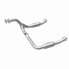 Load image into Gallery viewer, Magnaflow 06-10 Ford Explorer 4.6L Direct Fit Converter
