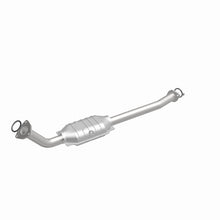 Load image into Gallery viewer, Magnaflow 05-07 Toyota Sequoia 4.7L Direct Fit Converter
