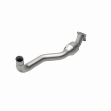 Load image into Gallery viewer, MagnaFlow Conv. DF 01-05 GM Silv/Sierra 6.6L
