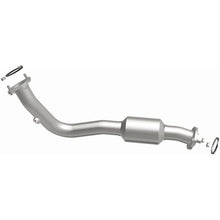 Load image into Gallery viewer, Magnaflow 13-15 Toyota RAV4 2.5L Direct Fit Converter
