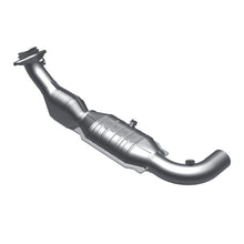 Load image into Gallery viewer, MagnaFlow Conv DF F150 Truck 97-98 V8 4.6L 2W

