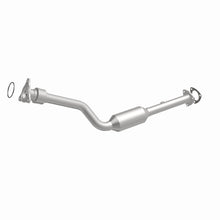 Load image into Gallery viewer, MagnaFlow Conv DF 01-04 Saturn L 2.2L

