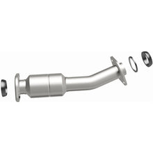 Load image into Gallery viewer, Magnaflow 12-15 Toyota Sienna 3.5L Direct Fit Converter
