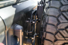 Load image into Gallery viewer, DV8 Offroad 18-23 Jeep Wrangler JL MTO Series Bumper Spare Tire Swing Gate
