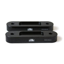 Load image into Gallery viewer, BLOX Honda S2000 Racing Front 20mm Thick Spacer Bump Steer Kit - Black (Lowered 1in and more)

