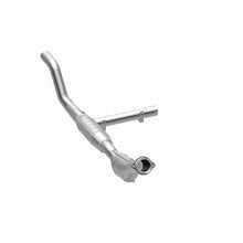 Load image into Gallery viewer, MagnaFlow Conv DF 97-98 Ford F-150 Pickup 4.2L P/S 4WD
