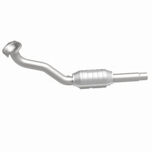 Load image into Gallery viewer, MagnaFlow Exhaust Products Catalytic Converter MagnaFlow Exhaust Products Magnaflow Standard Grade Direct-Fit Catalytic Converter 22923
