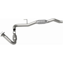Load image into Gallery viewer, MagnaFlow Conv DF GM 01-02 2500 Driver Side 6L
