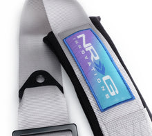 Load image into Gallery viewer, NRG 5PT 3in. Seat Belt Harness / Cam Lock - Silver | SBH-B6PCSL

