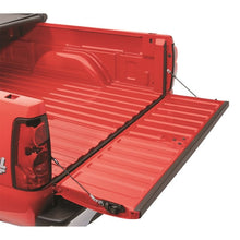 Load image into Gallery viewer, Lund Universal (Universal Tailgate Seal) Tailgate Seal - Black | 30002
