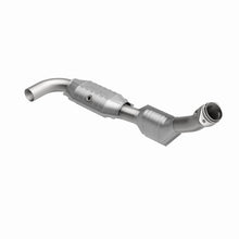 Load image into Gallery viewer, MagnaFlow Conv DF 00-01 Ford F-150 4.6L 2wd

