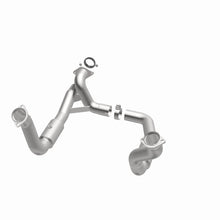 Load image into Gallery viewer, Magnaflow 11-17 Ford F-250 Super Duty 6.2L Direct Fit Converter
