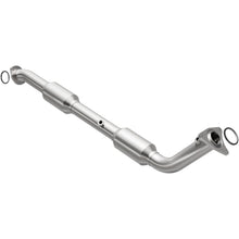 Load image into Gallery viewer, Magnaflow 13-17 Lexus LX570 5.7L Direct Fit Converter
