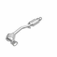 Load image into Gallery viewer, MagnaFlow Conv DF 99-05 Subaru Forester/96-97 &amp; 99-05 Impreza/01-03 Legacy/00-05 Outback Front/Rear
