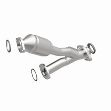Load image into Gallery viewer, MagnaFlow Conv DF 99-03 Lexus/Toyota RX300/Highlander Truck 3.0L Passenger Side *NOT FOR SALE IN CA*

