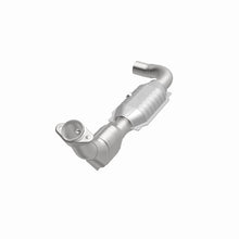 Load image into Gallery viewer, MagnaFlow Conv DF 99-00 Expedition 4.6 2WD DS
