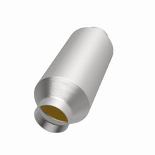 Load image into Gallery viewer, Magnaflow Conv Uni CA 2.25in./2.25in. Straight Direct Fit Converter
