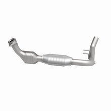 Load image into Gallery viewer, MagnaFlow Conv DF 99-02 Expedition 5.4L 4wd

