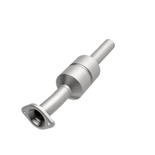 Load image into Gallery viewer, Magnaflow 04-07 Toyota Highlander 3.3L Direct Fit Converter
