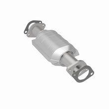 Load image into Gallery viewer, MagnaFlow Catalytic Converter DF 98-00 Nissan Frontier 2.4L Rear
