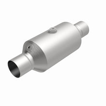 Load image into Gallery viewer, Magnaflow 2.00 w/dual O2 5in. Spun Universal Converter
