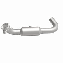Load image into Gallery viewer, Magnaflow 07-08 Ford Expedition 5.4L Direct Fit Converter
