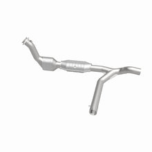 Load image into Gallery viewer, MagnaFlow Conv DF 99-00 Expedition 4.6 2WD PS
