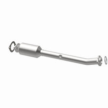 Load image into Gallery viewer, Magnaflow 05-06 Nissan Pathfinder 4.0L Direct Fit Converter
