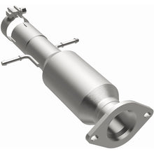 Load image into Gallery viewer, Magnaflow 09-12 Chevrolet Malibu 3.6L Direct Fit Converter
