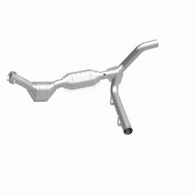 Load image into Gallery viewer, MagnaFlow Conv DF 97-98 Ford F-150 Pickup 4.2L P/S 4WD
