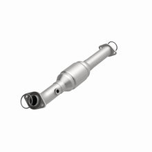Load image into Gallery viewer, MagnaFlow Conv DF 05-09 Toyota Tacoma 4.0L P/S Rear
