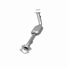 Load image into Gallery viewer, MagnaFlow Conv DF 02-06 Cadillac Escalade / 02-06 GM Yukon (Inc Denali)  6.0L P/S

