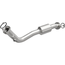 Load image into Gallery viewer, Magnaflow 13-15 Toyota RAV4 2.5L Direct Fit Converter
