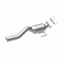 Load image into Gallery viewer, Magnaflow 04-06 Volkswagen Touareg 3.2L Direct Fit Converter
