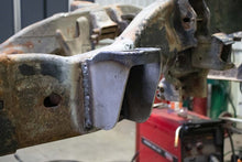 Load image into Gallery viewer, Rustbuster Front Cab Mount Left Side
