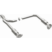 Load image into Gallery viewer, MagnaFlow 09-14 Ford E-150 California Grade CARB Compliant Direct-Fit Catalytic Converter
